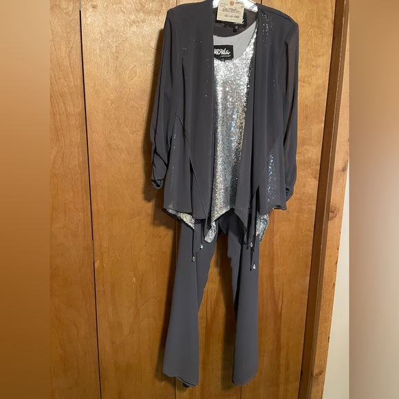 Ursula pants suit size 12 - Picture 1 of 9
